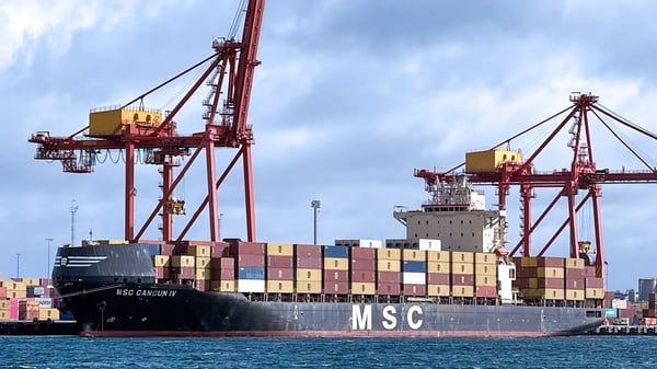 MSC Cancun IV at Fremantle Oct26. © Amanda Bradfield
