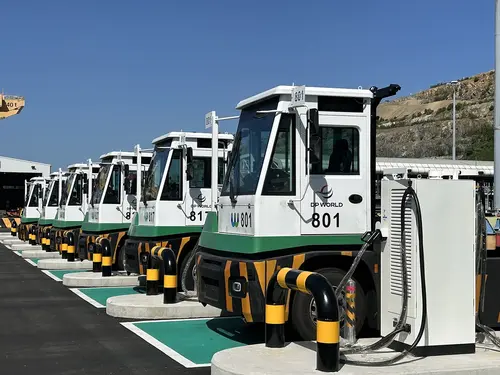 Fleet of DP World electric tractors in Busan