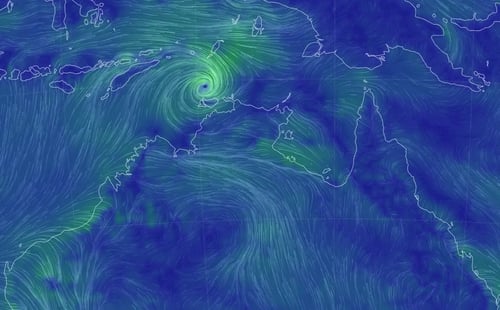 Darwin cyclone developing 181125