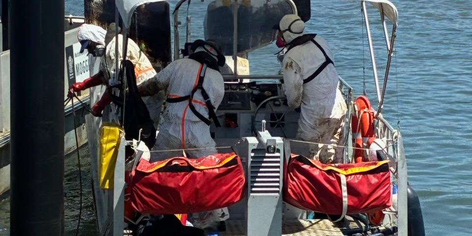 MSQ - CROPPED - oil cleaning crew