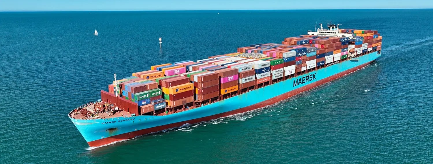 Maersk Semakau on the open ocean