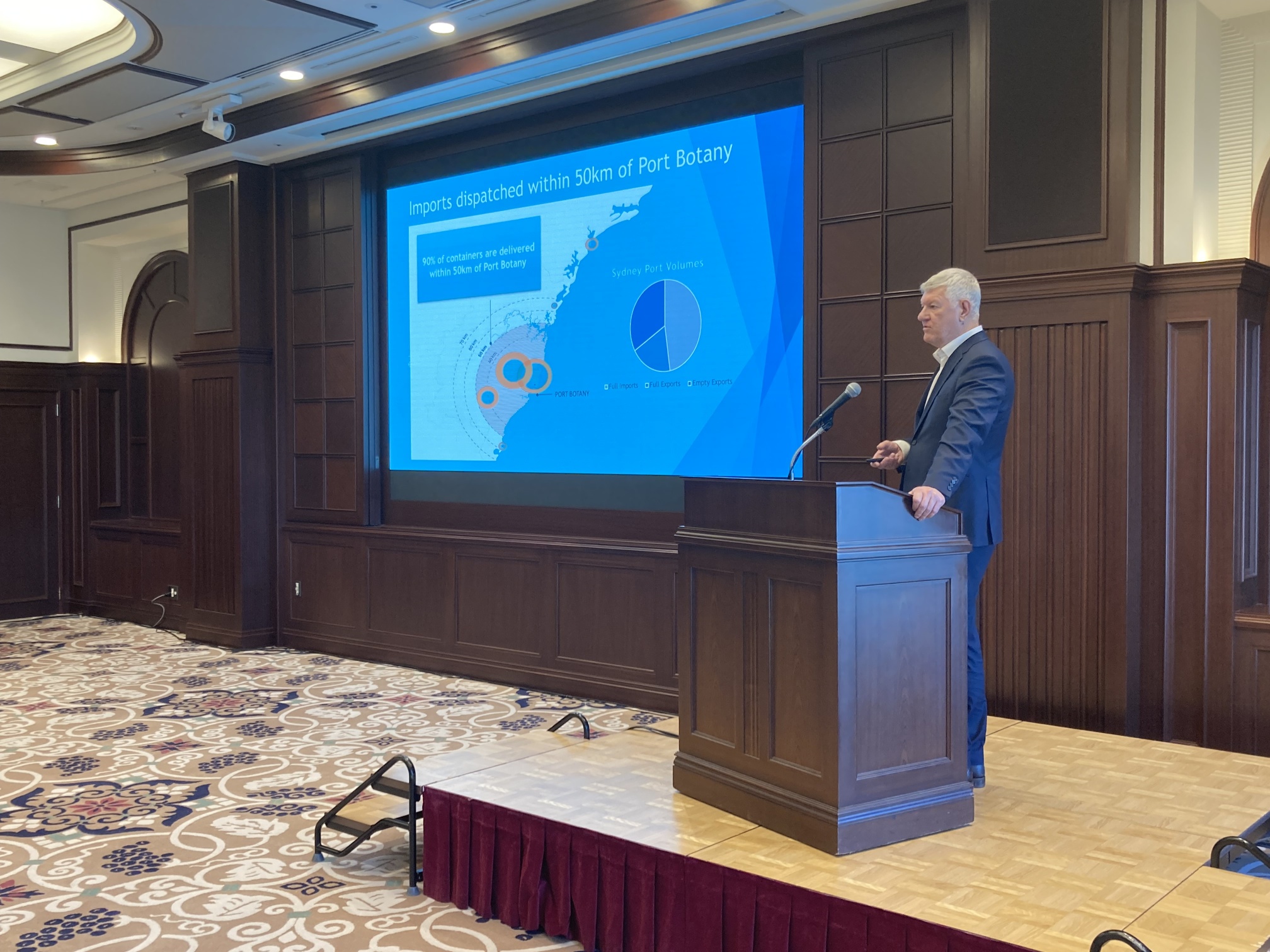 Australian logistics industry figures present in Japan