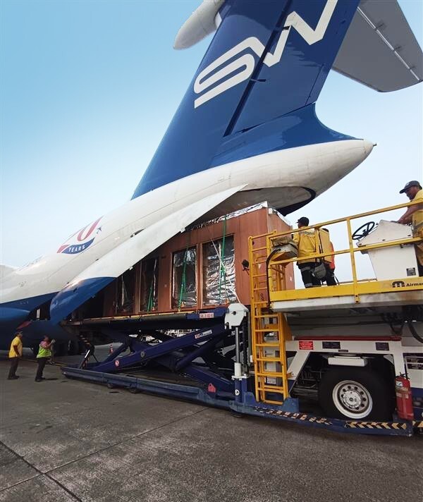 Throw the switch and get it from Jakarta to Sydney