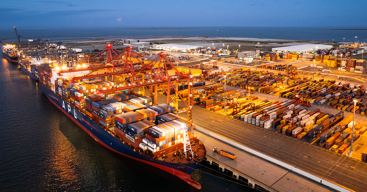 Electrification and the path towards cleaner ports