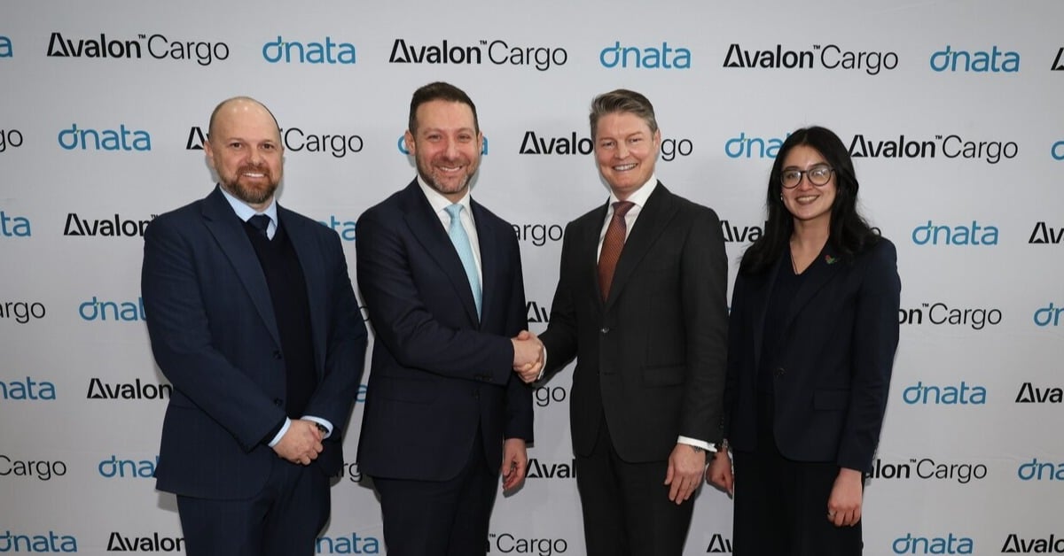 L to R: Burt Sigsworth (dnata), Avalon Airport chief executive Ari Suss, deputy premier Ben Carroll and counsellor from the UAE Embassy Adhra Almansoori. Image: Avalon Cargo