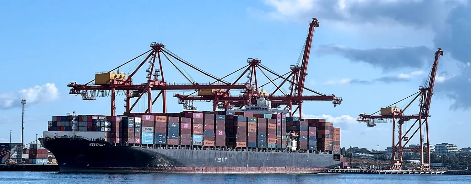 Containership Westport at Fremantle, Sept 26. © Amanda Bradfield