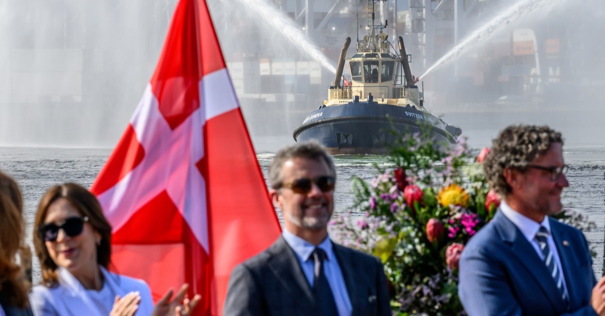 The King and Queen of Denmark with Port of Melbourne CEO Saul Cannon. Image: Port of Melbourne