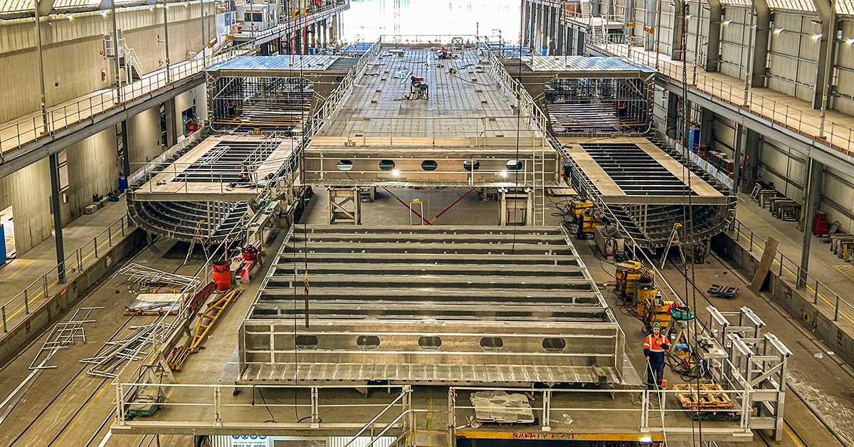 Incat adds another for Molslinjen