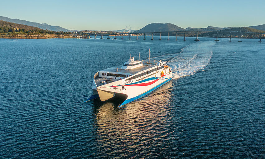 Incat delivers 76-metre fast cat for South Korea