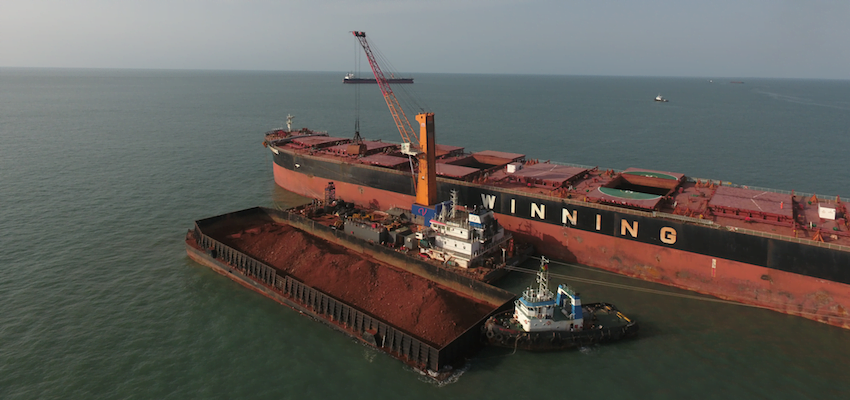 Mobile harbour cranes boost bauxite operation