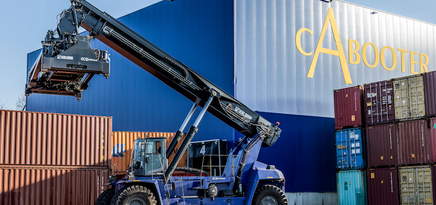 Kalmar to build fully electric reachstacker