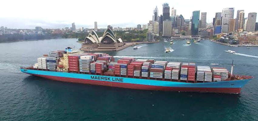 VIDEO: Container ship does donuts in Sydney Harbour