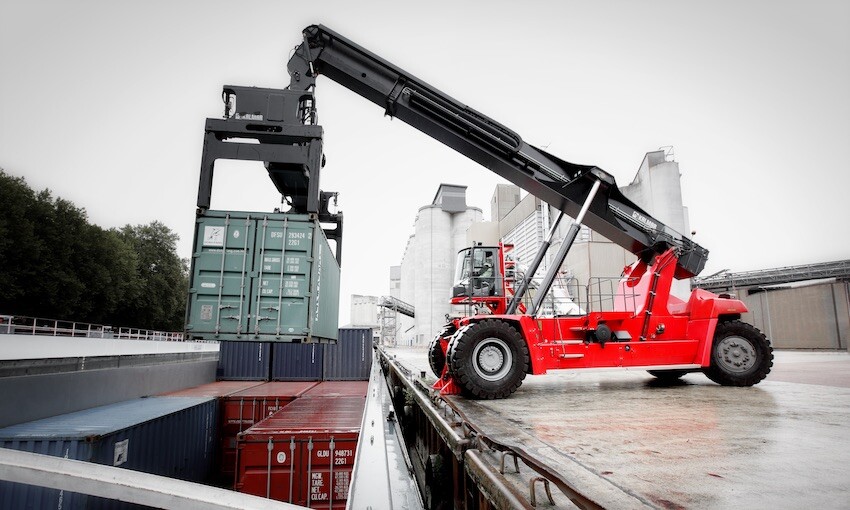 More reachstackers being supplied in Europe