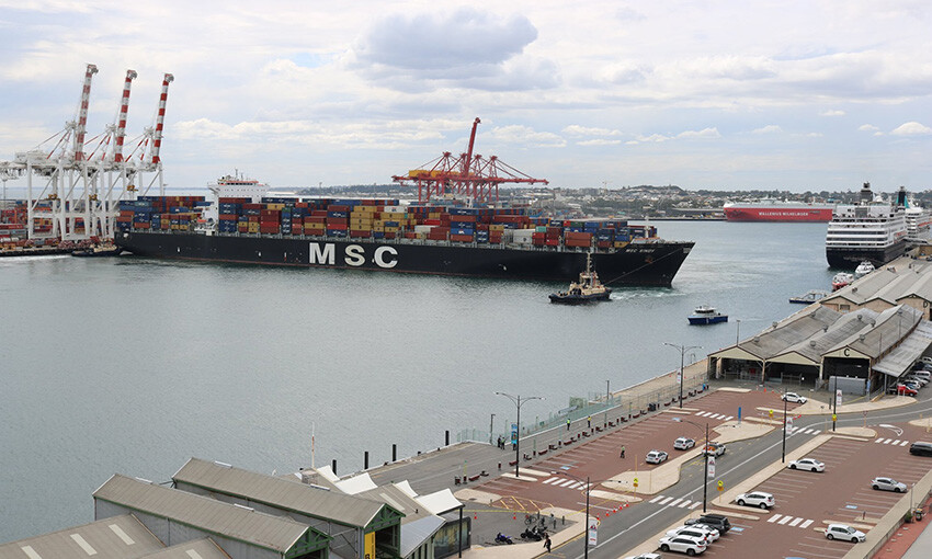 Qube and MUA strike deal in Freo