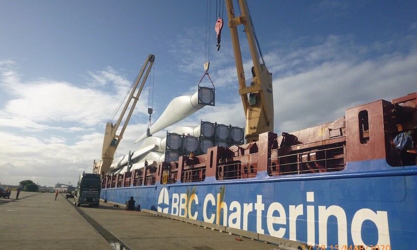 Report finds renewables stimulus generates more jobs than fossil fuels