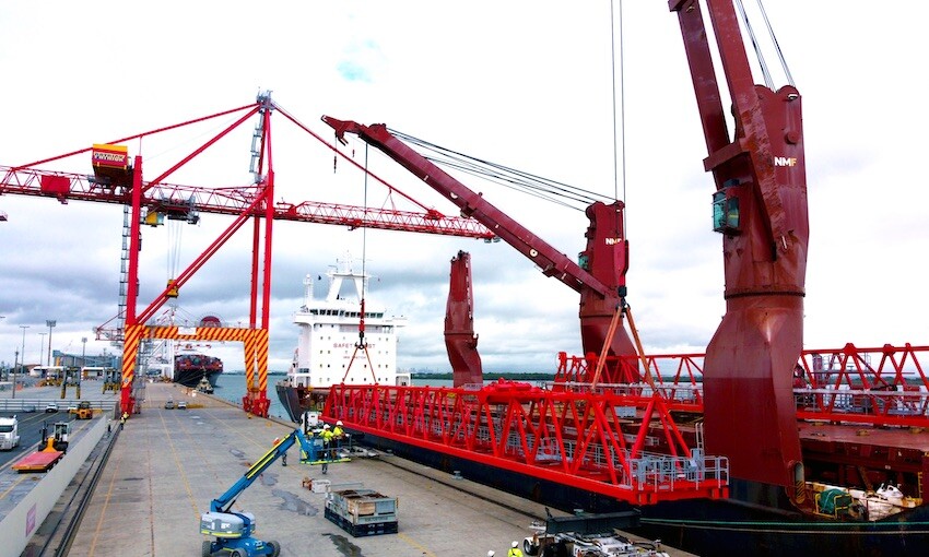 New Liebherr crane for Patrick terminal