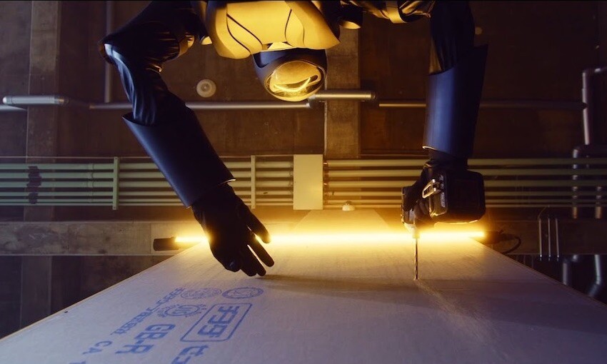 OSK Lines signs agreement to introduce robots