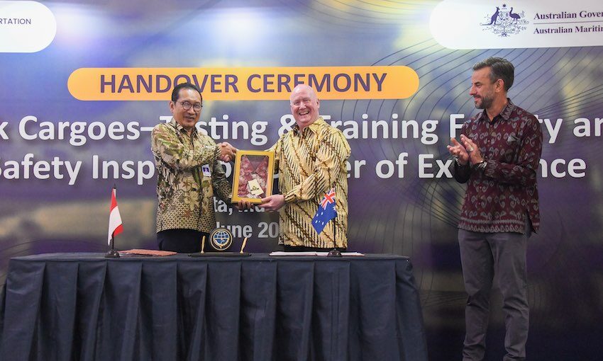 Australia delivers maritime facilities in Jakarta