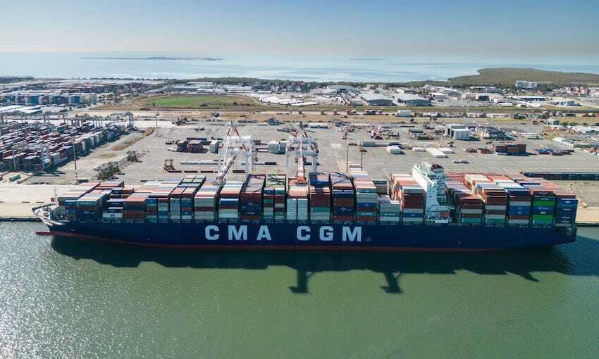 DP World welcomes longest ship to berth in Brisbane