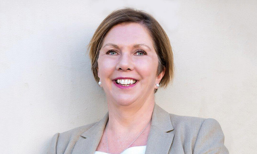 Transport minister holding regional roundtables