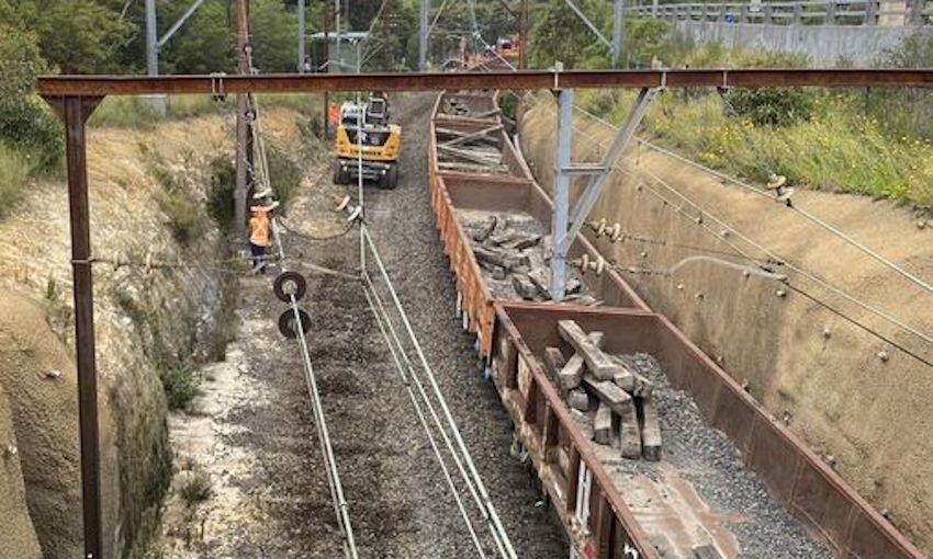 Derailment in Blue Mountain impacts freight