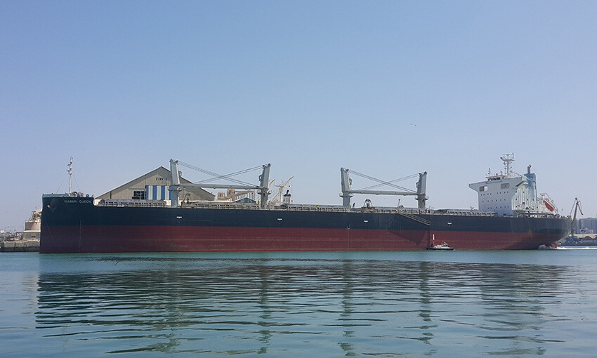 COVID-positive seafarer in QLD to be airlifted to hospital