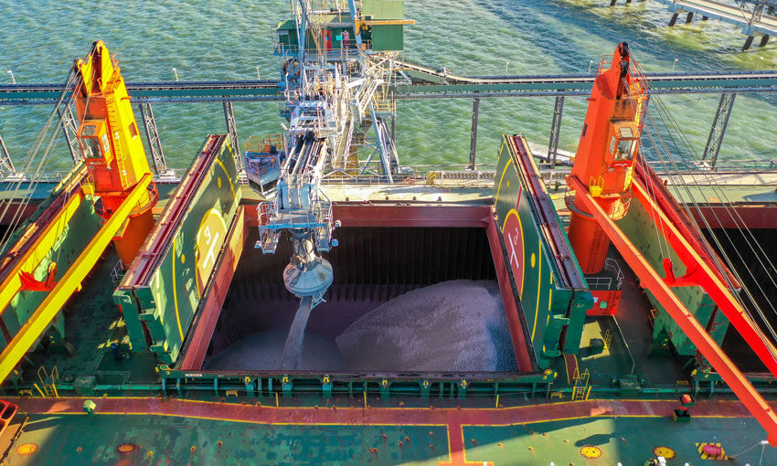 Barney Point Terminal exports first big limestone cargo