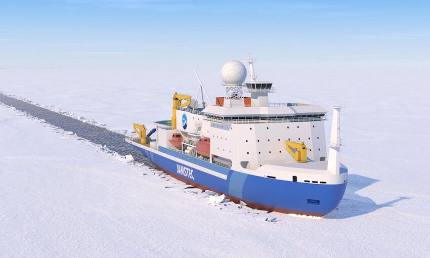MOL to crew and operate Japan's first arctic research icebreaker