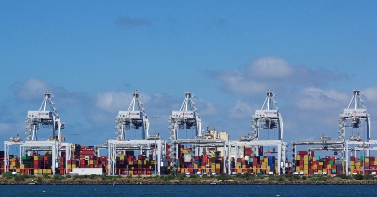 Exports star in Australian first half container trade