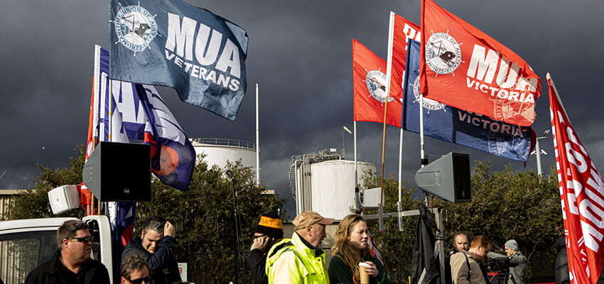 Wharfies to down tools at Port Botany