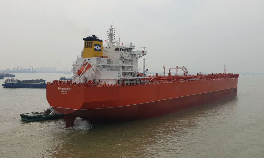 Low carbon combination carrier visits Australia