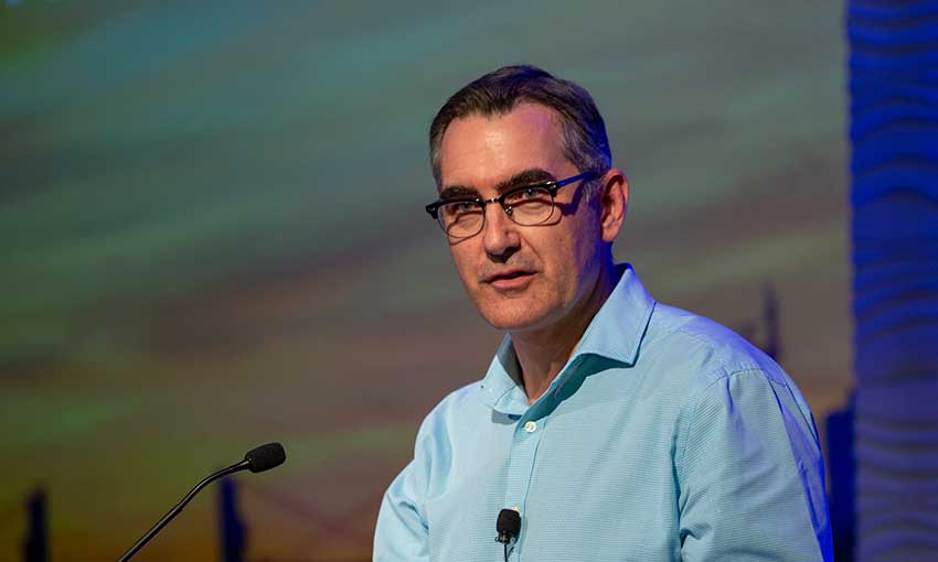 Scurrah says “bula” to Fiji Airways