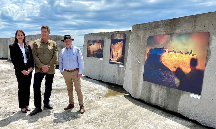 Shipping photo exhibit unveiled at Port Kembla