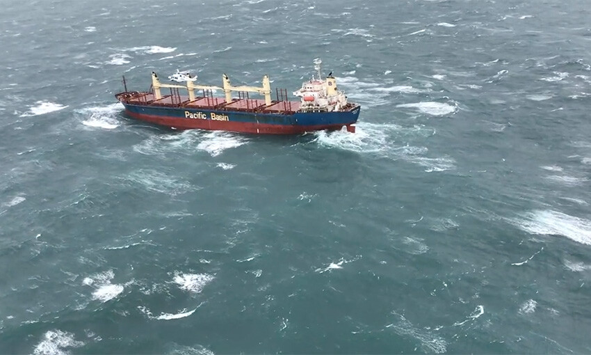 Portland Bay drifts towards NSW coast after losing power