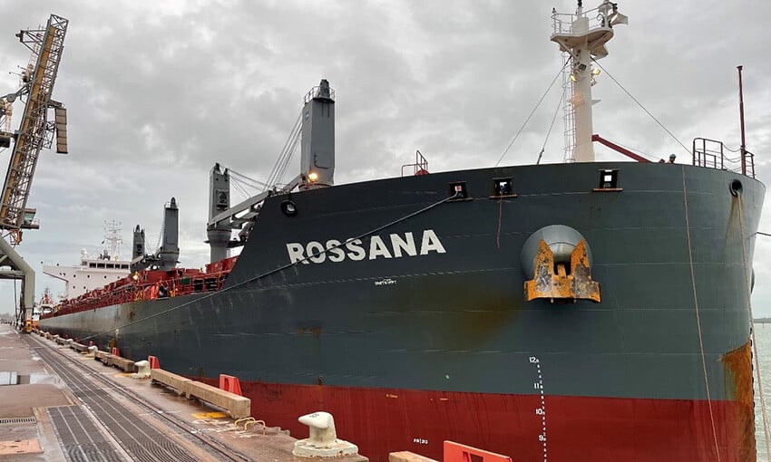 Port Darwin gets tick from report card