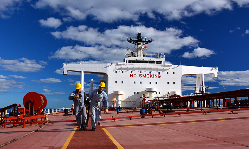 Australian company launches touch-free payment platform for maritime industry