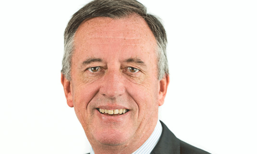 Marine insurer hangs up his boots after 50 years