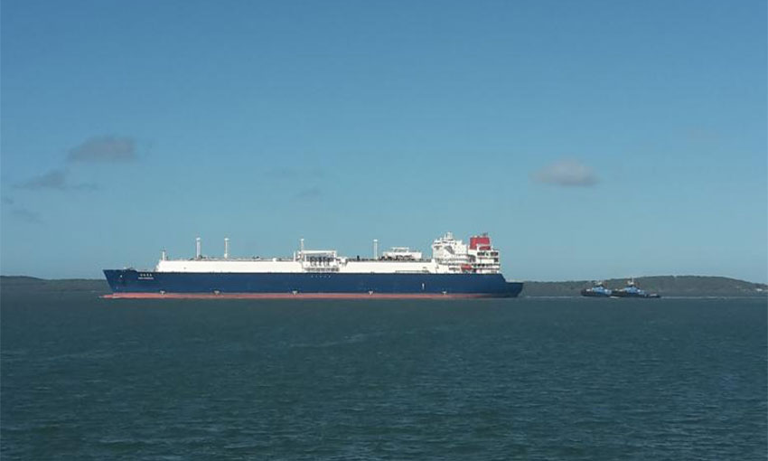 Sick LNG carrier cost APLNG cargoes
