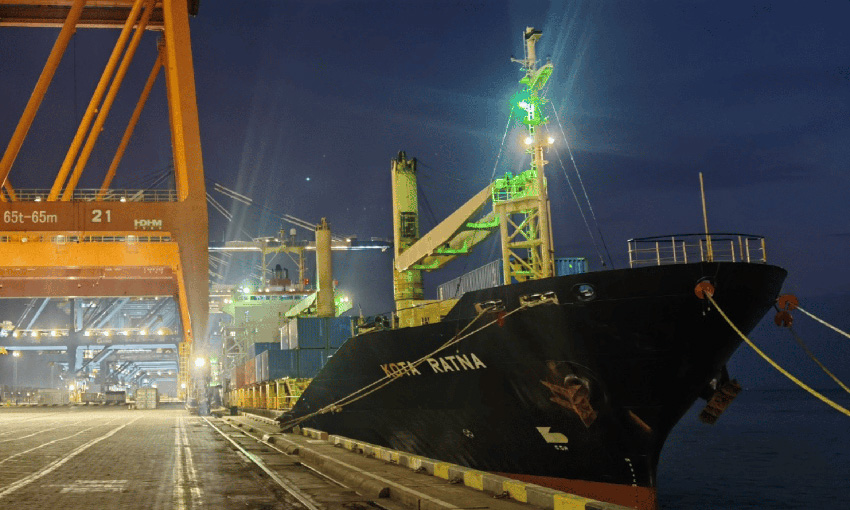 PIL and PSA collaborate in low-carbon end-to-end shipment trial