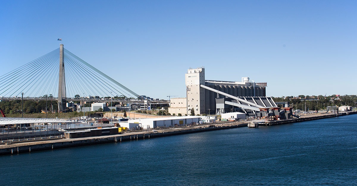 Glebe Island bulk terminal. Image: Ian Ackerman / DCN