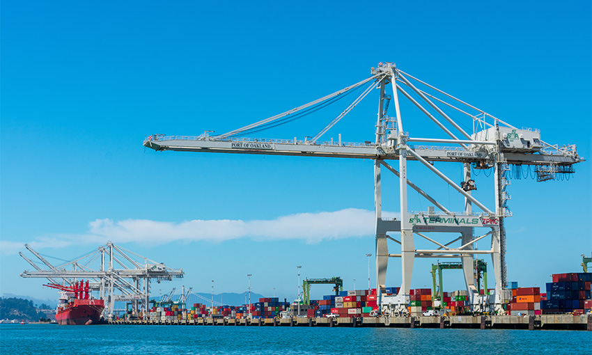 US Coast Guard in new 'spy cranes' warning