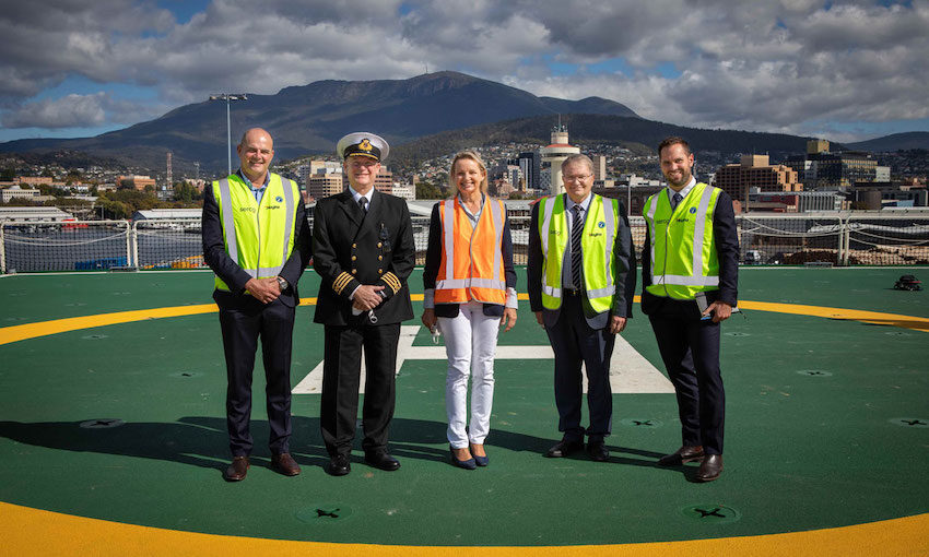 Serco and AAD celebrate Nuyina's success during Antarctic season