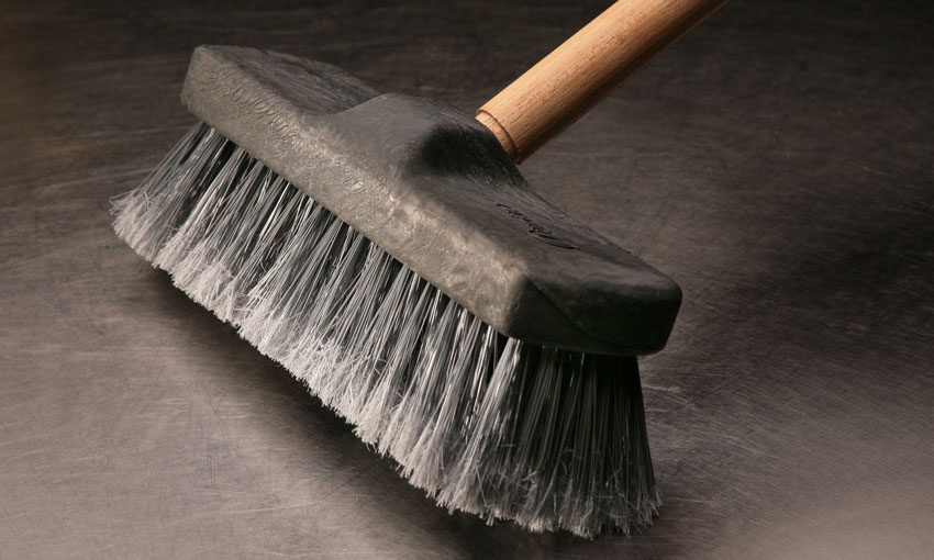 Shipping lines deploy sweepers