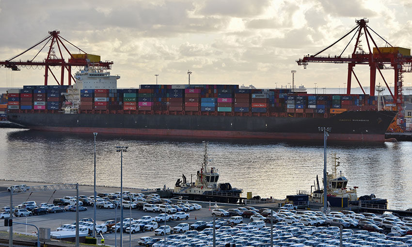 Maersk Surabaya captain arrested, charged for allegedly damaging subsea cable off Perth