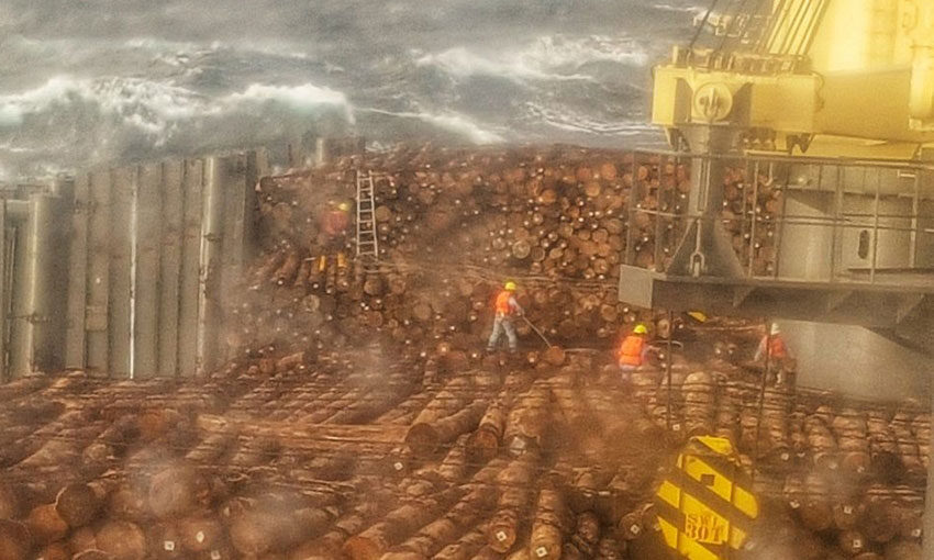 Photo exhibition launched to highlight seafarers’ contribution