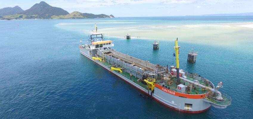 Port Taranaki chooses Albatros over Pelican