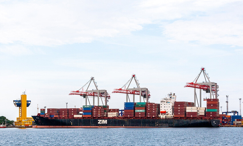 Zim secures chartering agreement for 13 containerships