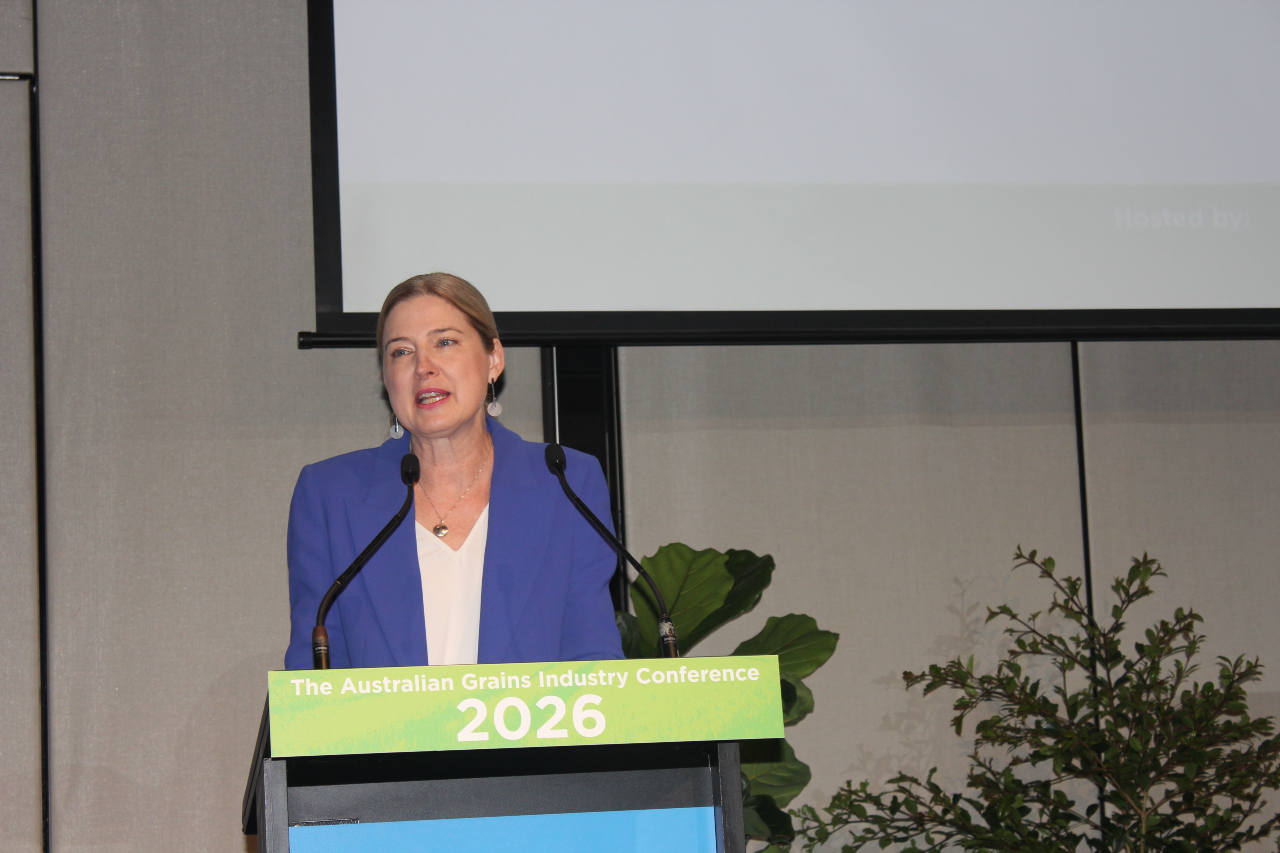Agriculture minister Julie Collins speaks in Melbourne. Credit: David Sexton/DCN