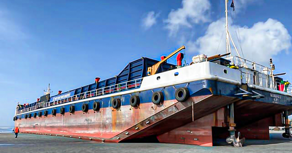 Grounding barge Manahau still to re-enter service