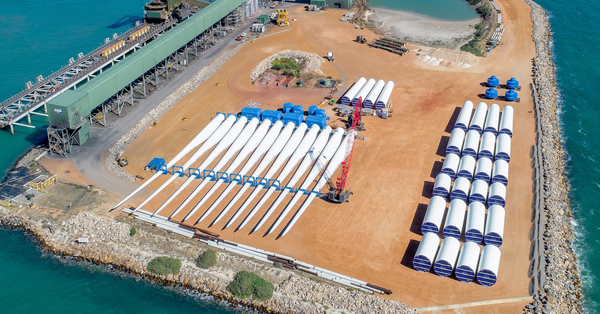 Wind turbine blades on 1000km journey from Geraldton port
